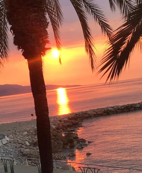 Bluemarine, Studio Vista Mare Menton Eksteriør bilde