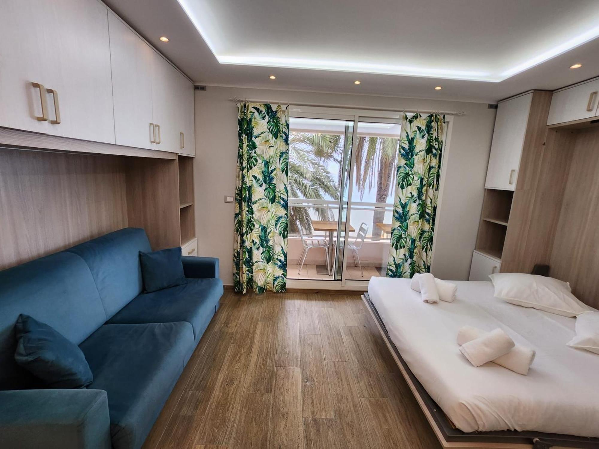 Bluemarine, Studio Vista Mare Menton Eksteriør bilde
