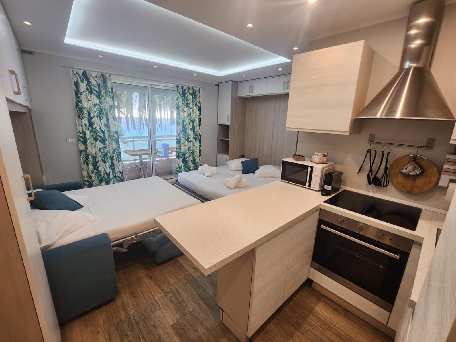 Bluemarine, Studio Vista Mare Menton Eksteriør bilde